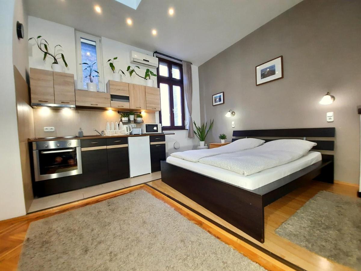 Gold Apartman